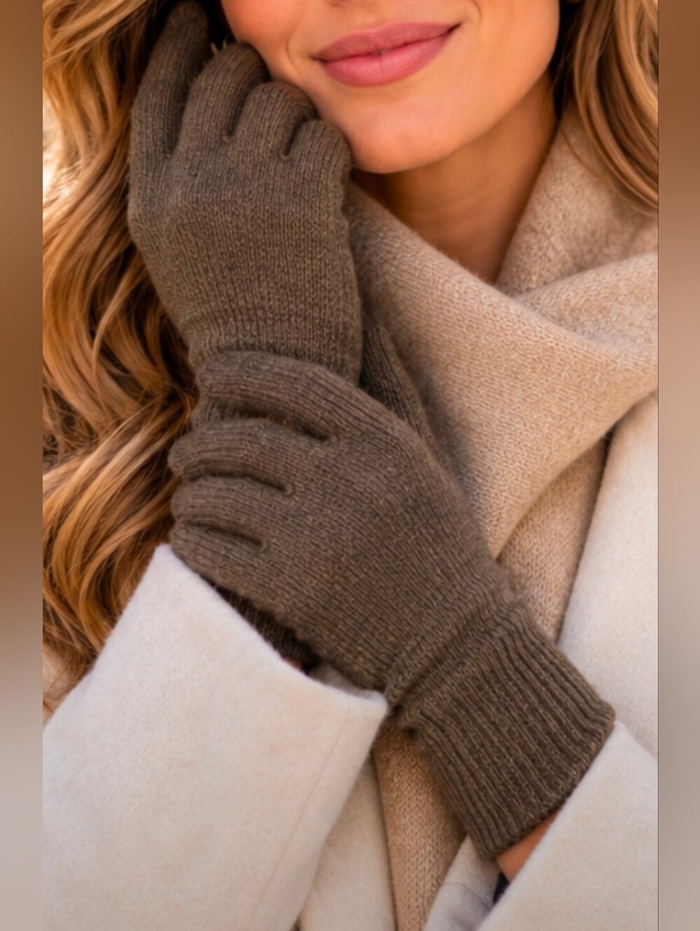 100% Cashmere Brown Knit Gloves Made in Scotland Luxury Winter Accessories NWT